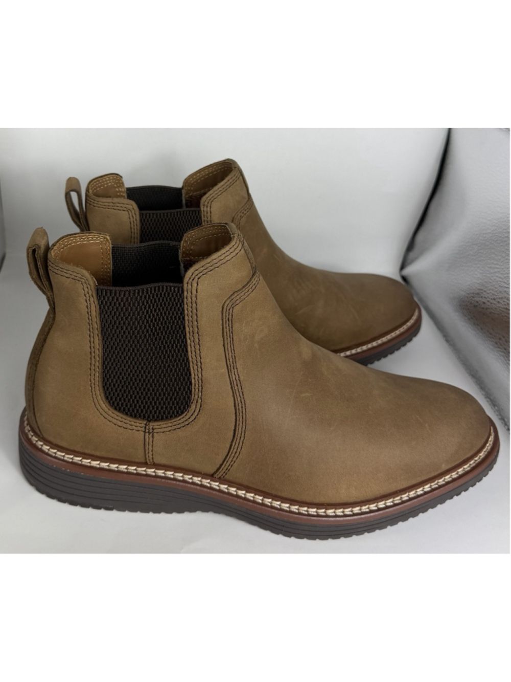 Johnston & Murphy Upton Chelsea Boots Men Brown Oiled Full Grain Leather 8M